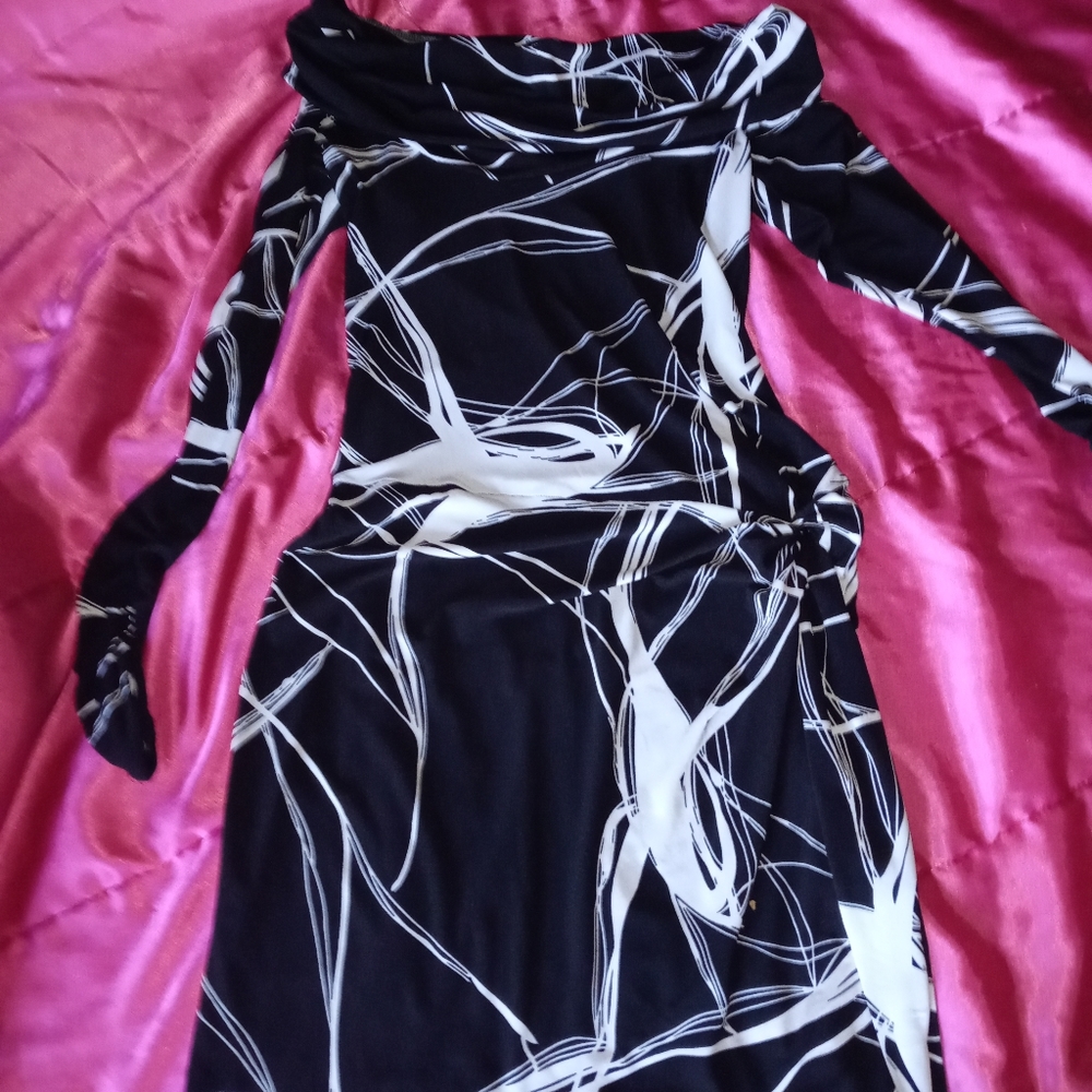daring, yet classy black dress